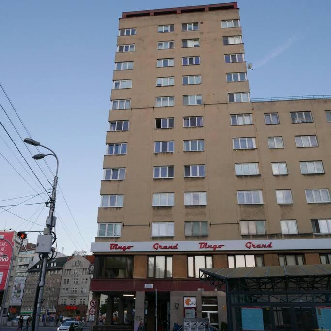 Flat With Nicest Wiew In Old Town - 3 Bedrooms, Ac Pozsony Kültér fotó